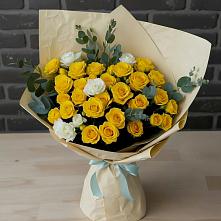 Букет цветов из:  Розы в Мончегорске