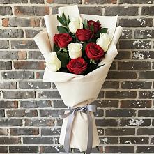 Букет цветов из:  Розы в Мончегорске