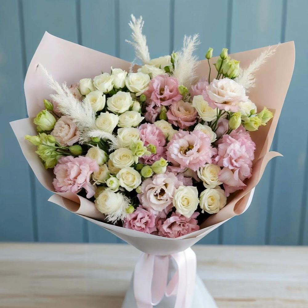 Букет цветов из: Альстромерии и Розы в Мончегорске