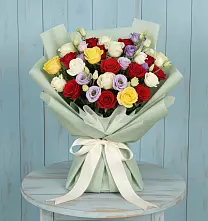 Букет цветов из:  Розы в Мончегорске
