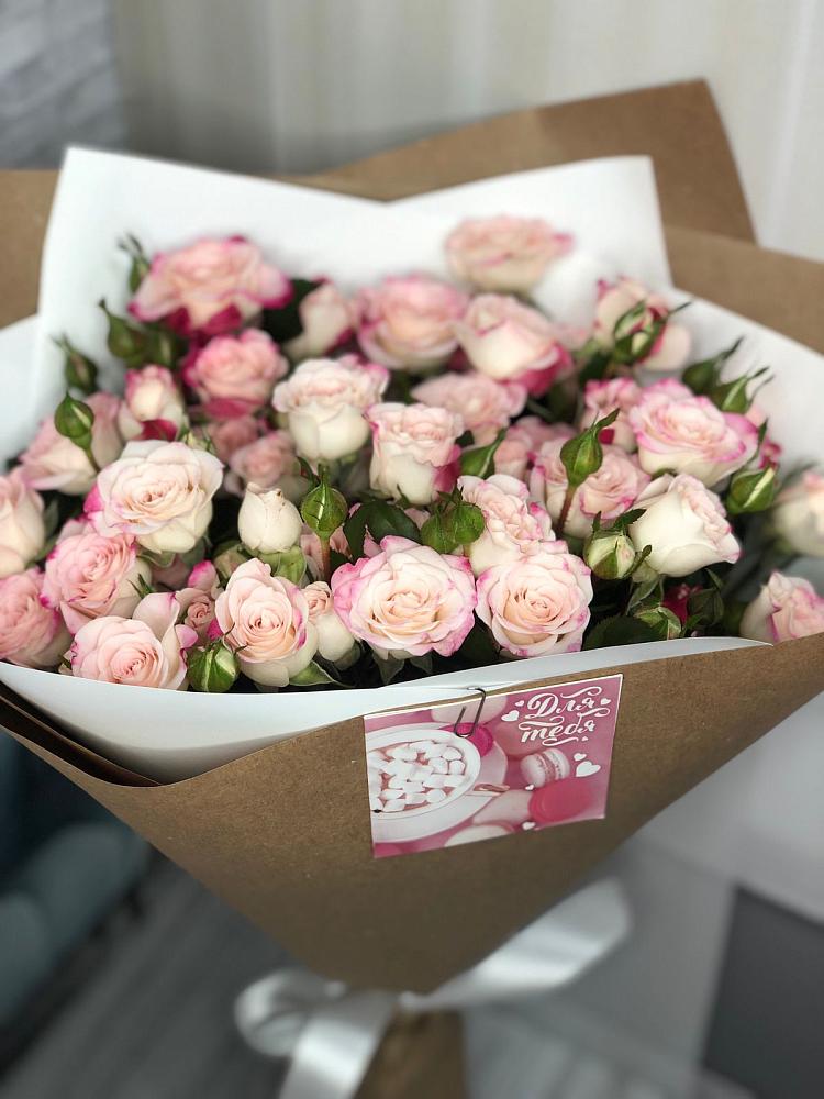 Букет цветов из: Розы в Мончегорске