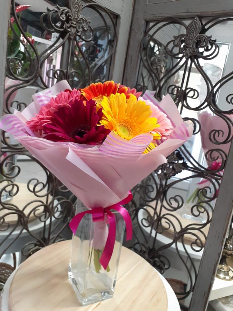 Букет цветов из: Герберы в Мончегорске