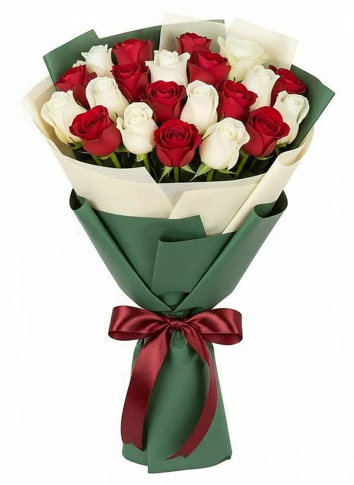Букет Микс из красных и белых роз в Мончегорске