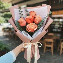 Букет цветов из:  Розы в Мончегорске
