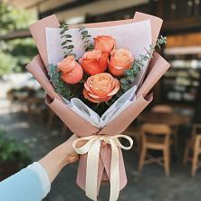 Букет цветов из:  Розы в Мончегорске