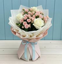 Букет цветов из:  Розы в Мончегорске