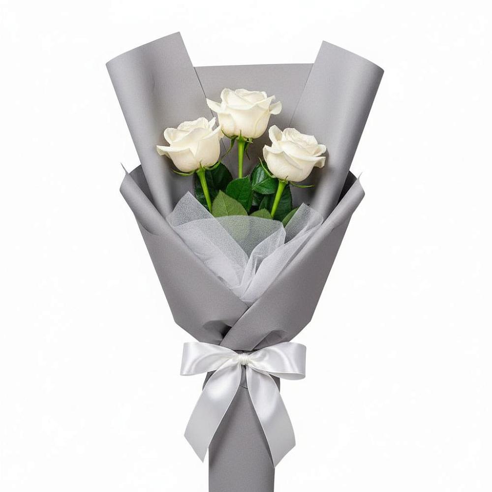 Букет 3 белые розы в Мончегорске