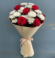 Букет цветов из:  Розы и Хризантемы в Мончегорске