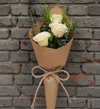 Букет цветов из:  Розы в Мончегорске