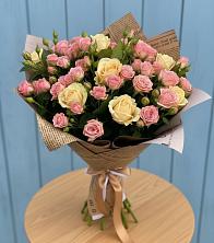 Букет цветов из:  Розы в Мончегорске