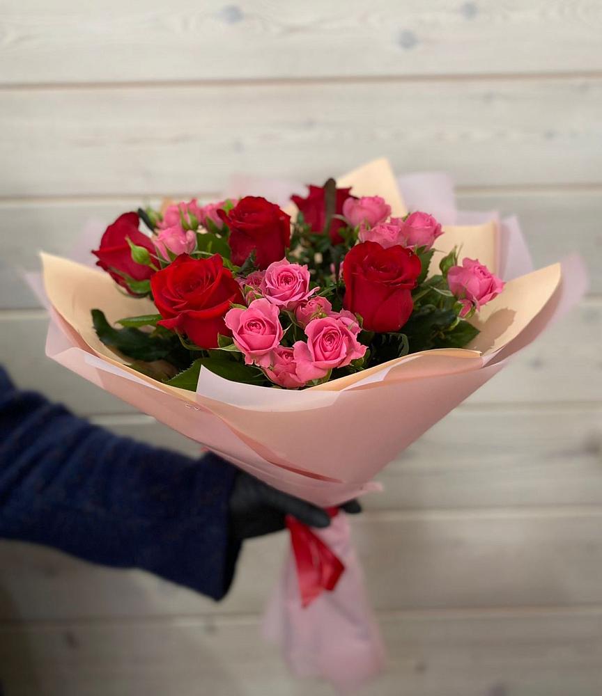 Букет цветов из: Розы в Мончегорске