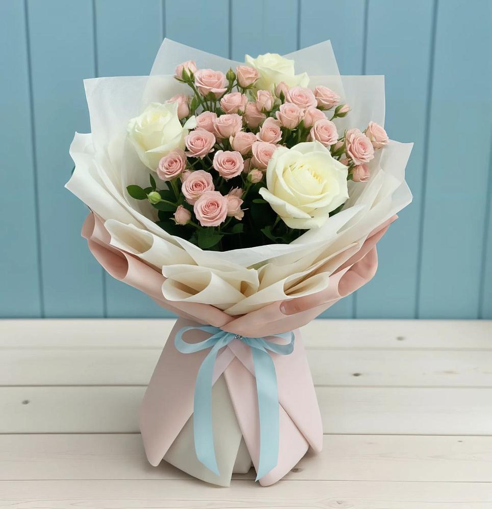 Букет цветов из: Розы в Мончегорске