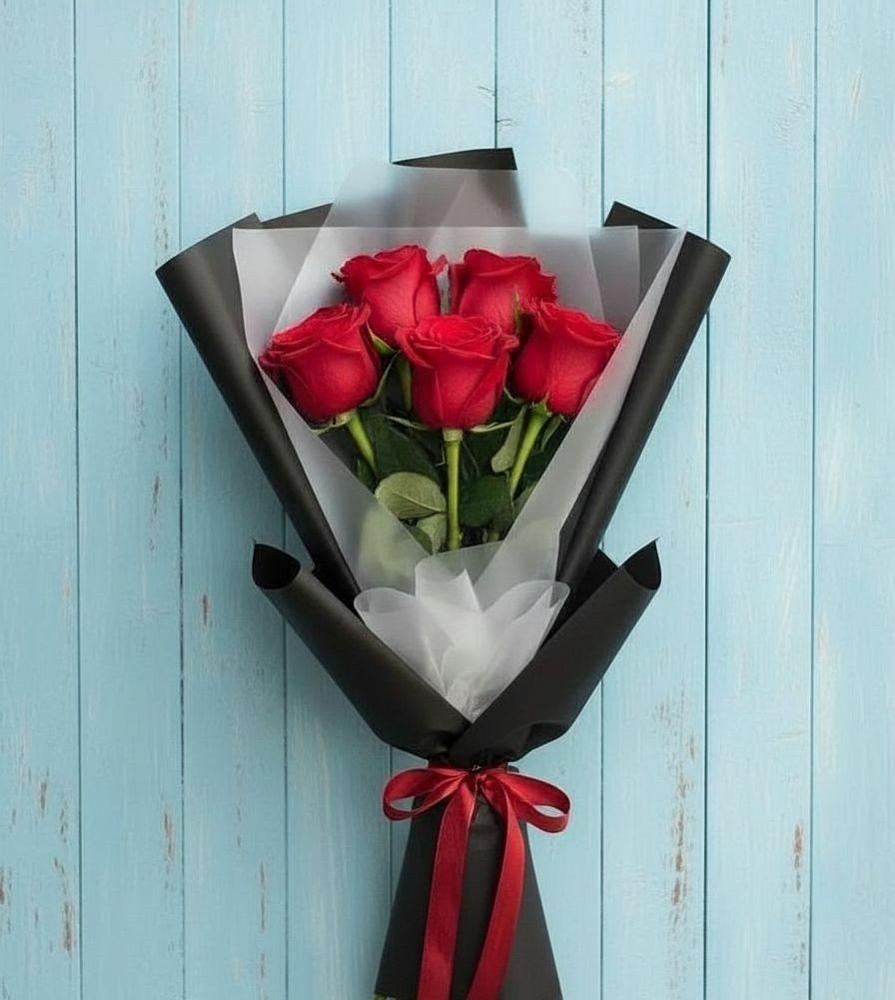 Букет цветов из: Розы в Мончегорске