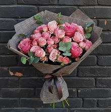Букет цветов из:  Розы в Мончегорске
